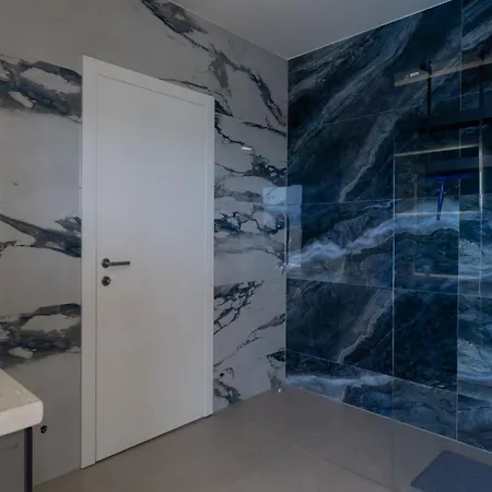 빌라 Sole 코마르나